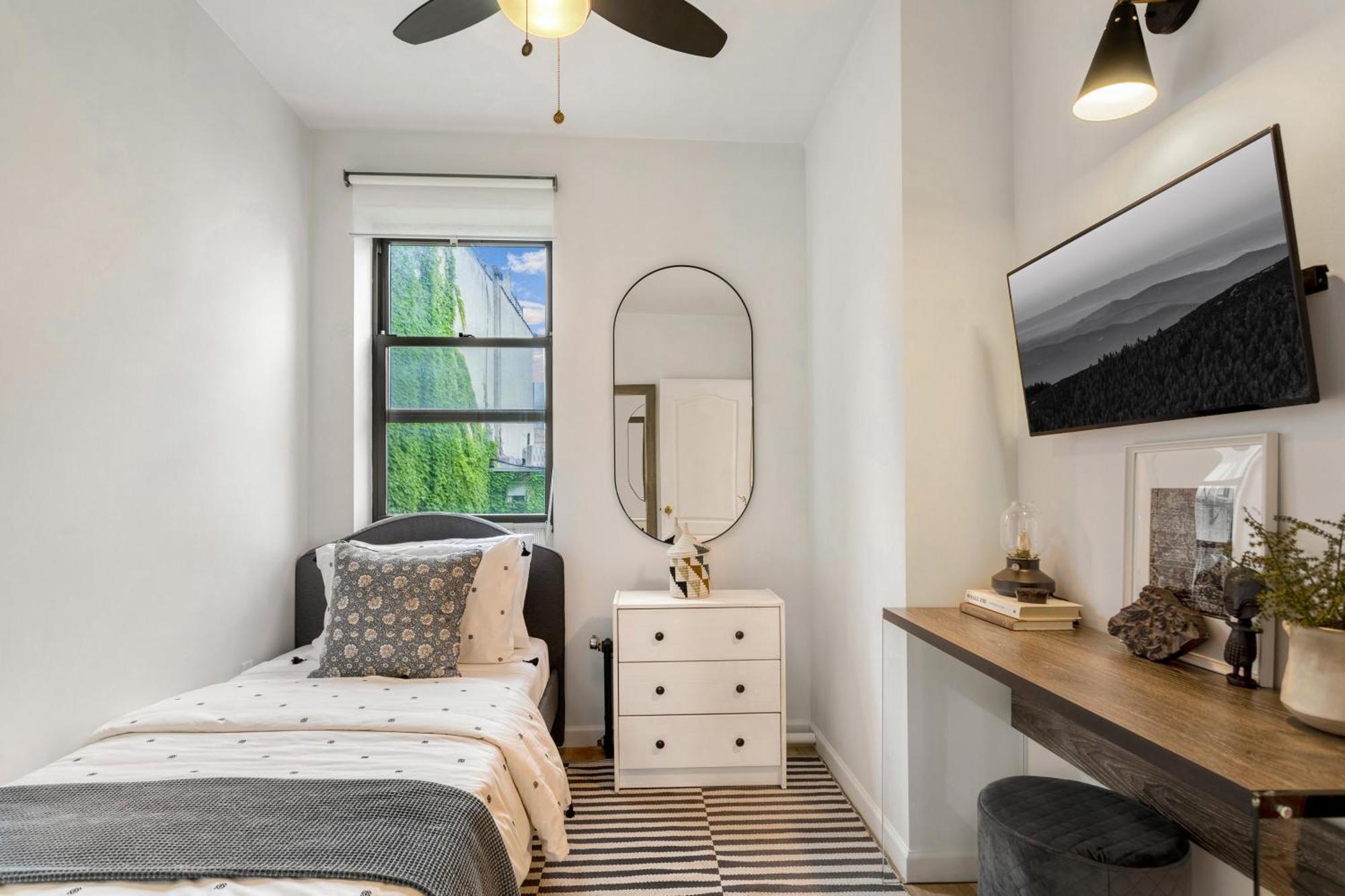 Bright Designer In Historic Harlem, 20 Minutes From Times Square! Appartamento